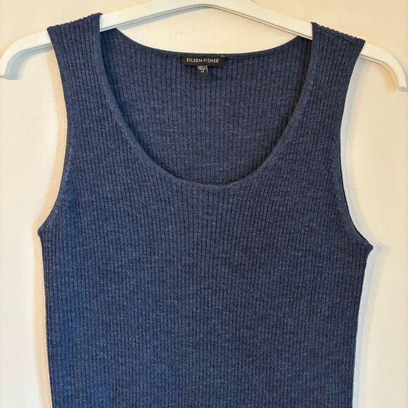 Eileen Fisher Women’s 100% wool ribbed navy blue tank top size medium - EUC! - Picture 4 of 7